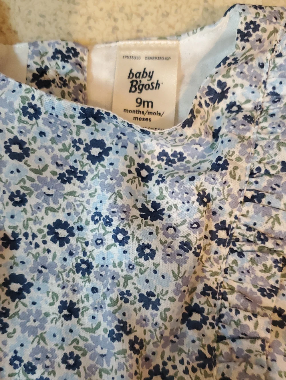 OshKosh Bgosh gentle floral
